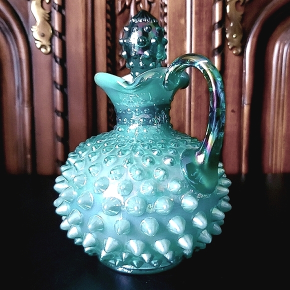 🥰 Fenton 6" Irredescent Hobnail Green Glass Overlay Cruet & Stopper 😍 - Picture 10 of 11